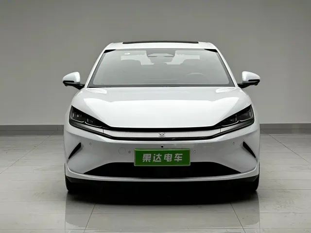 BYD Qin L — Фото автомобиля 2