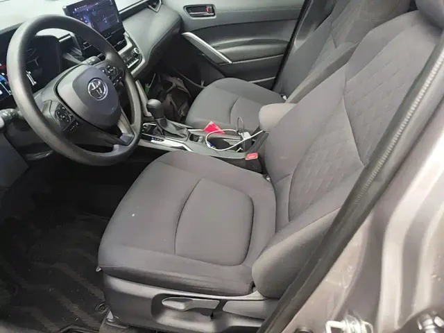 Toyota Corolla Cross — Фото автомобиля 14