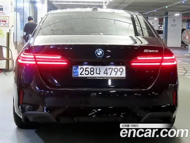 BMW 5-Series 5 серия (G60) — Фото автомобиля 5