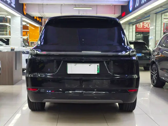 Li Auto L9 — Фото автомобиля 5
