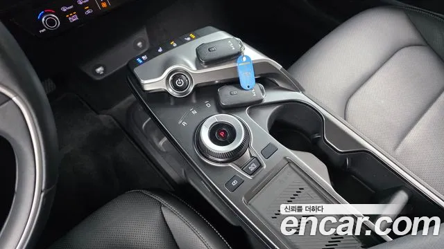 Kia EV6 — Фото автомобиля 12