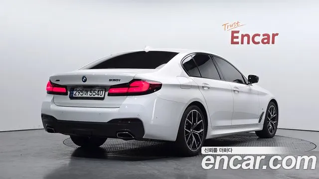 Фотография автомобиля — BMW 5 Series G30