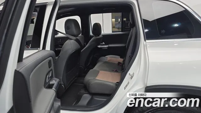 Mercedes-Benz EQB X243 — Фото автомобиля 17