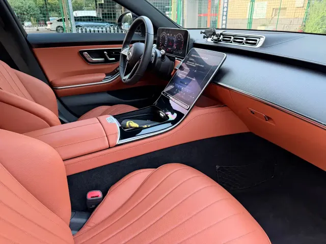 Mercedes-Benz S-Class — Фото автомобиля 13