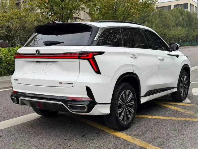 Changan CS75 Plus — Фото автомобиля 26