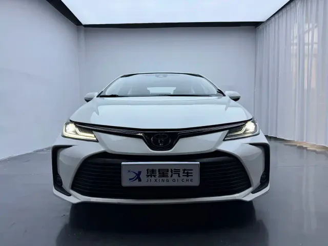 Toyota Corolla — Фото автомобиля 2
