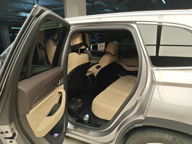 Geely Xingyue L — Фото автомобиля 3