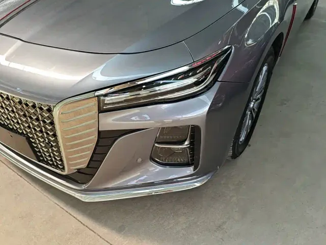 Hongqi H5 — Фото автомобиля 23