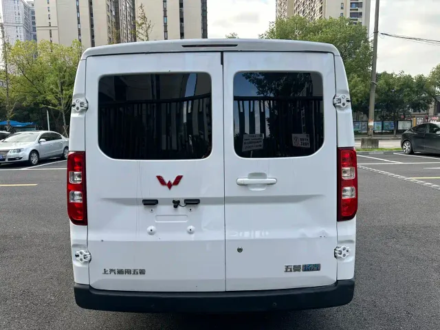 Wuling Motors Wuling Yangguang 2024 300km Comfort Passenger Version 60kW — Фото автомобиля 11