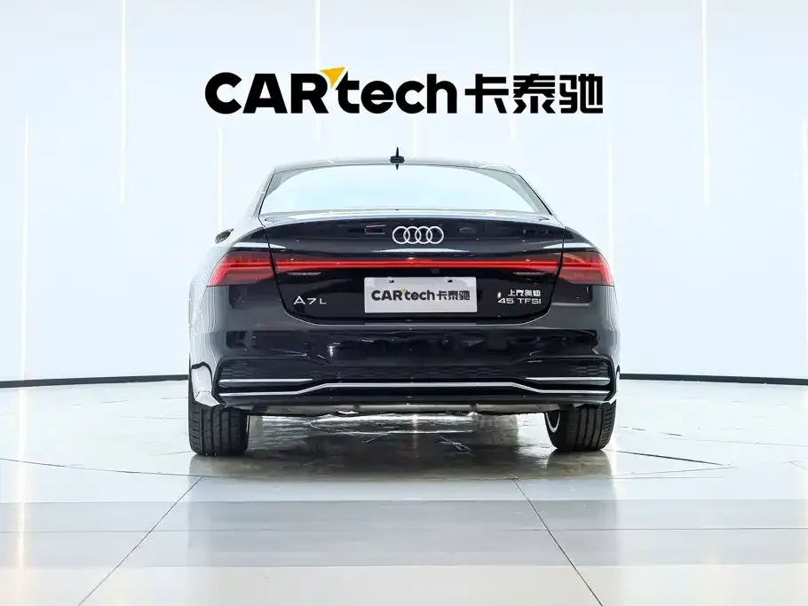 Audi Audi A7L 2024 45TFSI S-line Dream Edition Crystal Package — Фото автомобиля 5