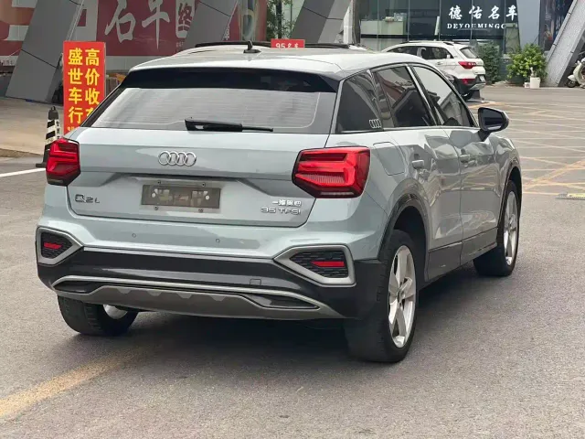 Audi Q2L — Фото автомобиля 11