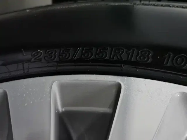 Buick Envision Plus — Фото автомобиля 24