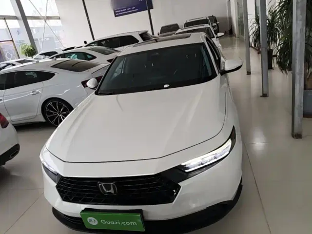 Honda Accord — Фото автомобиля 2