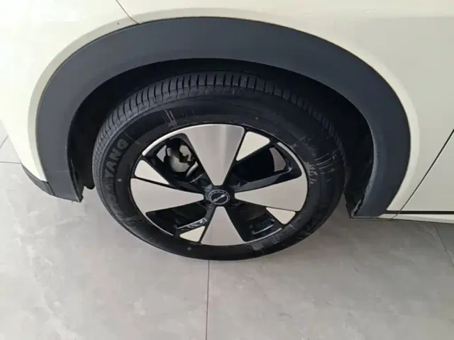 BYD Dolphin — Фото автомобиля 22