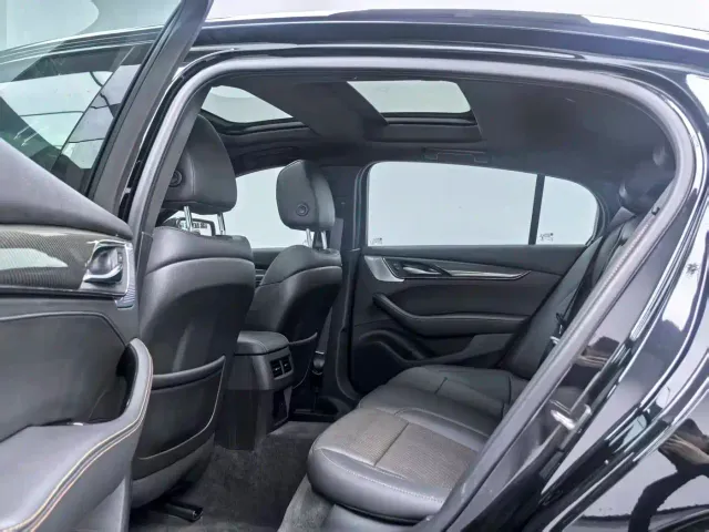 Cadillac Cadillac CT5 2023 28T Platinum Style — Фото автомобиля 8