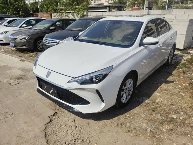 Фотография автомобиля — Roewe i5