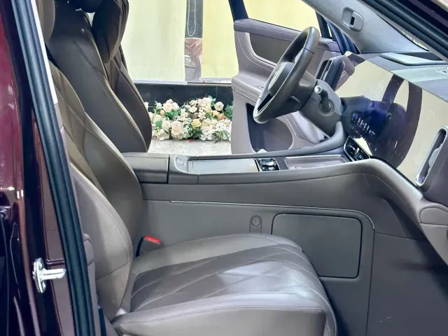 AITO Wenjie AITO M9 2025 Range Extender Max 52kWh 5-Seater — Фото автомобиля 7