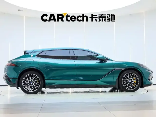 Denza Z9GT — Фото автомобиля 4