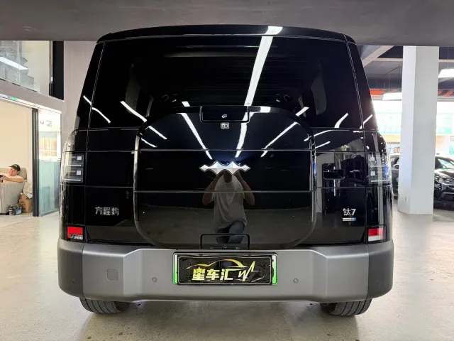 BYD FangChengBao Titanium 7 — Фото автомобиля 12