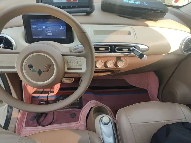 Wuling Hongguang Mini EV — Фото автомобиля 9