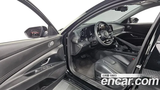 Hyundai Avante CN7 — Фото автомобиля 10