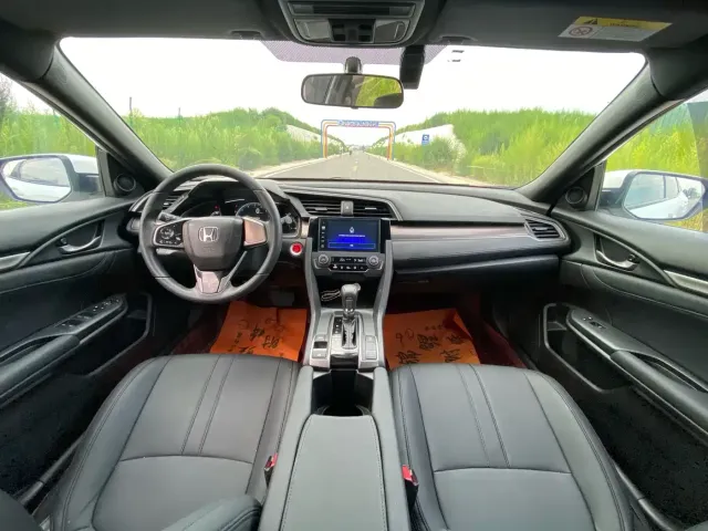 Honda Civic — Фото автомобиля 9