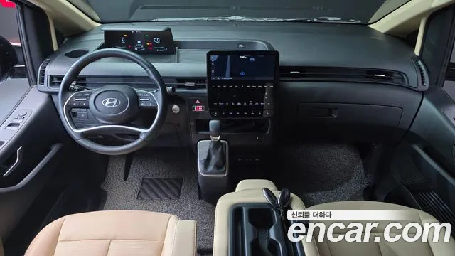 Hyundai Staria Staria Tourer 9 мест — Фото автомобиля 3