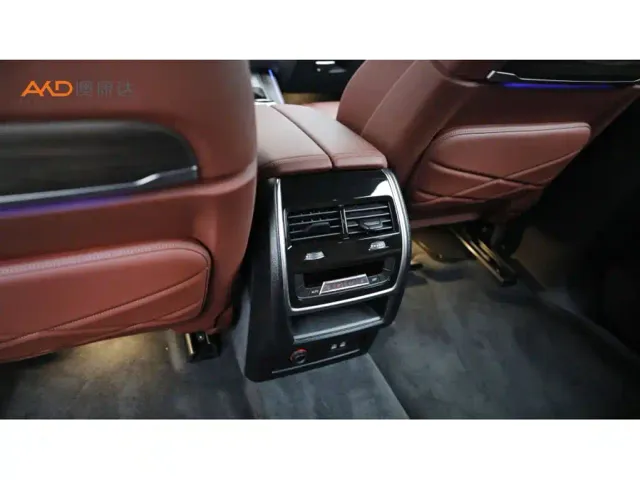 BMW X5 — Фото автомобиля 9