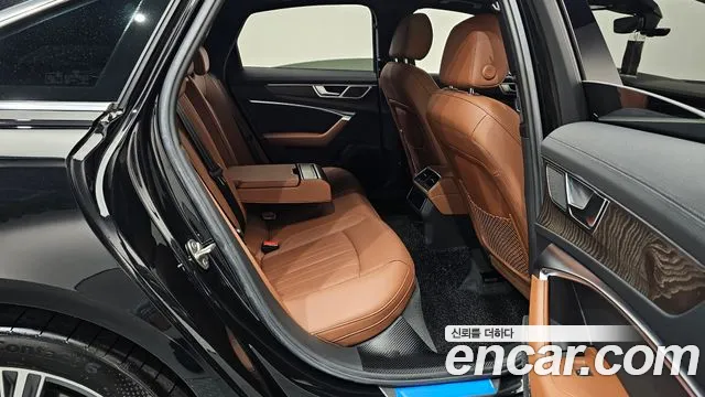 Audi A6 45 TFSI quattro Premium — Фото автомобиля 11