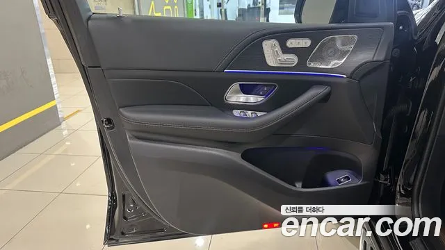 Mercedes-Benz GLS-Class — Фото автомобиля 18