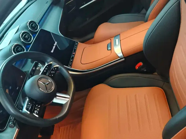 Mercedes-Benz C-Class — Фото автомобиля 4