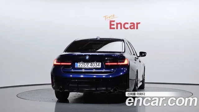 BMW 3-Series 3 серия (G20) 320i M Sport — Фото автомобиля 4
