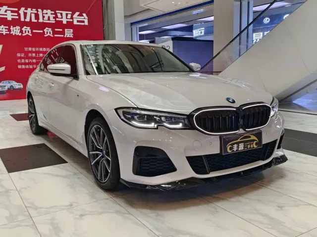 BMW 3 Series — Фото автомобиля 3