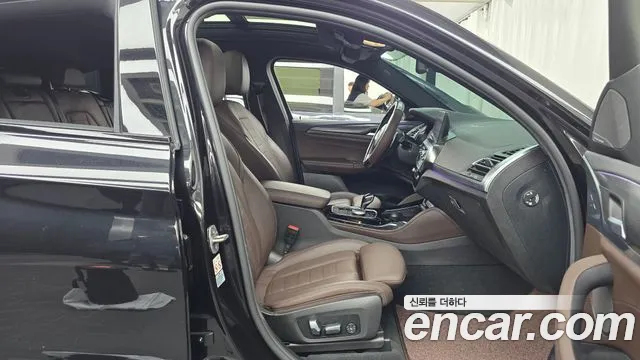 BMW X4 xDrive20i M Sport Pro — Фото автомобиля 11