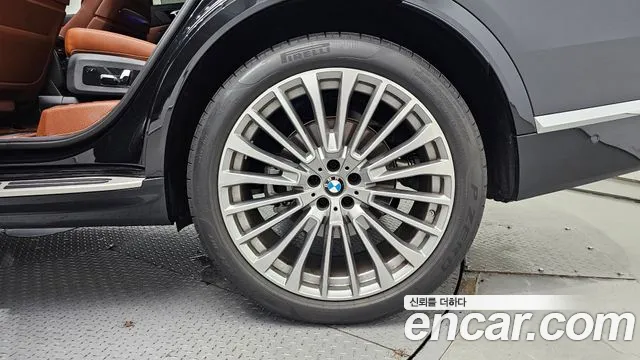 BMW X7 G07 — Фото автомобиля 6