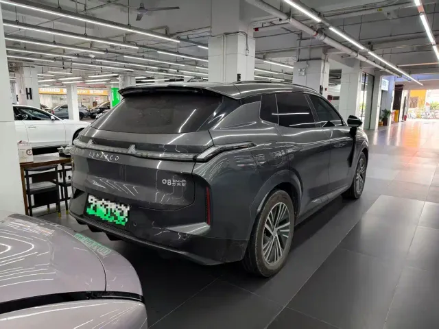 Lynk & Co 08 EM-P — Фото автомобиля 7
