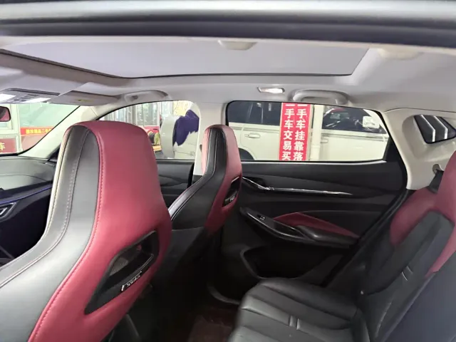Changan Oushang X5 — Фото автомобиля 11