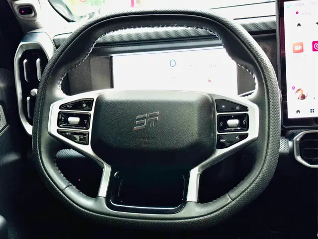 Jetour T2 — Фото автомобиля 12