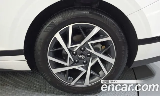 Hyundai Grandeur GN7 — Фото автомобиля 6