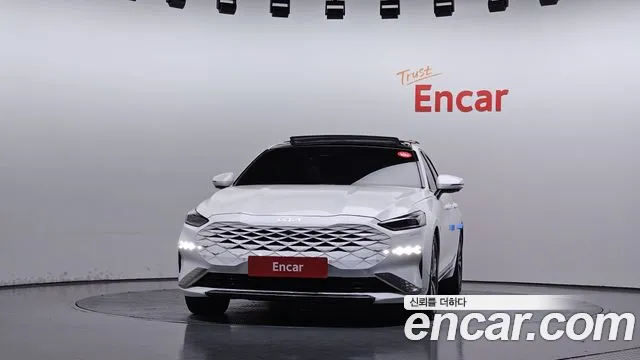 Kia K8 Hybrid — Фото автомобиля 3