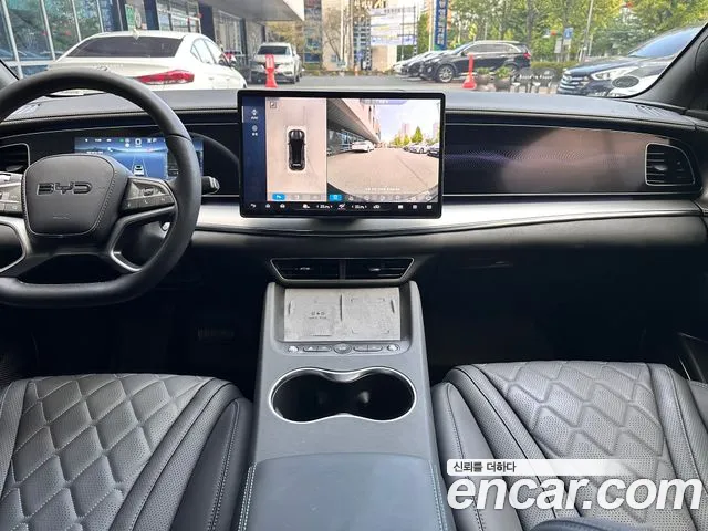BYD Sealion 7 — Фото автомобиля 7