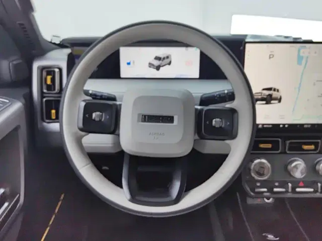 iCAR V23 — Фото автомобиля 15