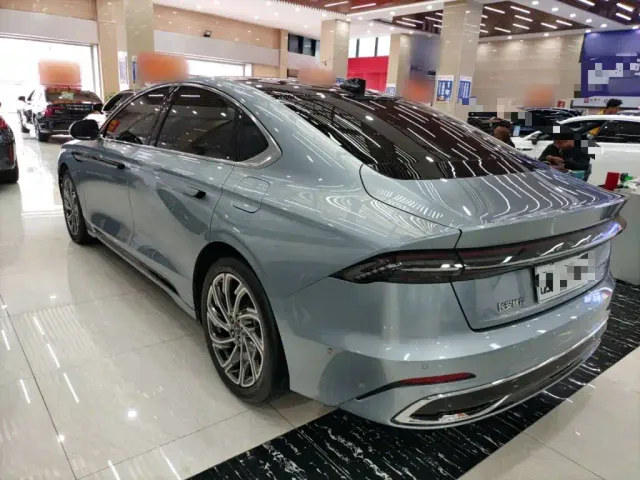Lincoln Z — Фото автомобиля 22