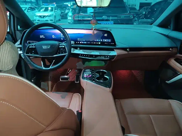 Cadillac Optiq — Фото автомобиля 9