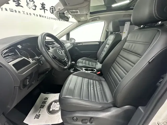 Volkswagen Touran 2021 Touran L 280TSI DSG Cross Edition 7-seater — Фото автомобиля 22