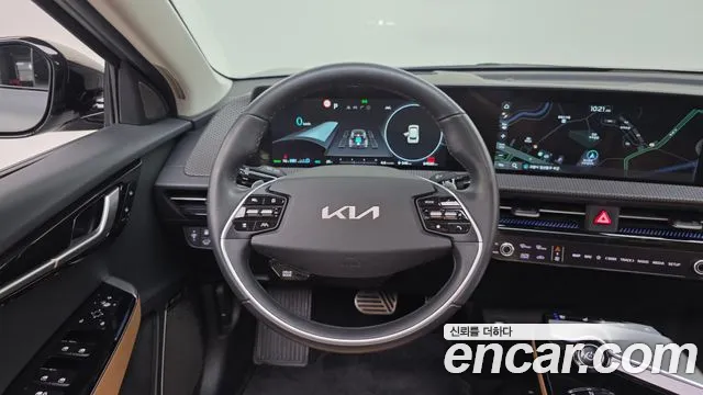Kia EV6 — Фото автомобиля 12