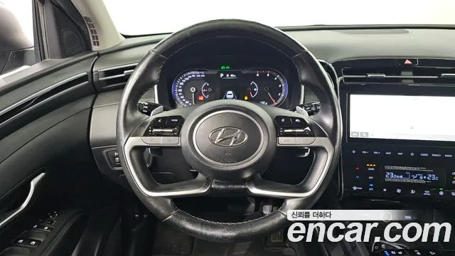 Hyundai Tucson Tucson (NX4) Дизель 2.0 4WD — Фото автомобиля 12