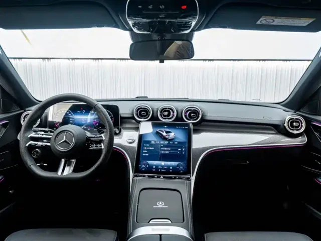 Mercedes-Benz C-Class — Фото автомобиля 15