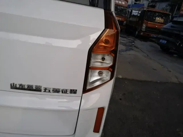Wuling Zhengcheng — Фото автомобиля 7