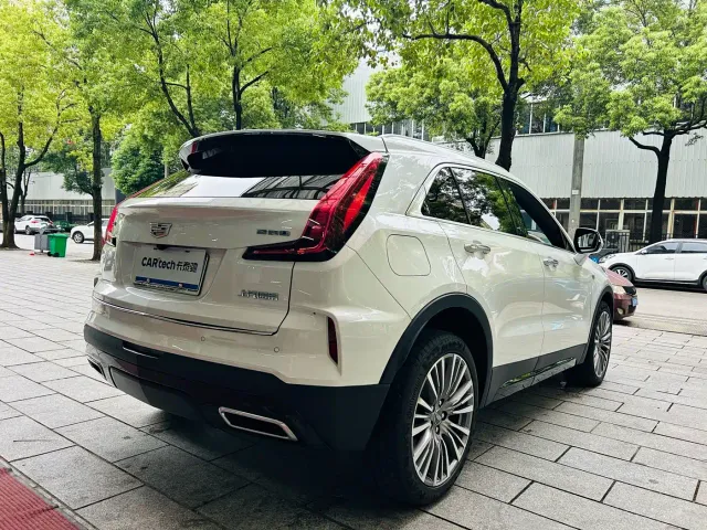 Cadillac XT4 — Фото автомобиля 14